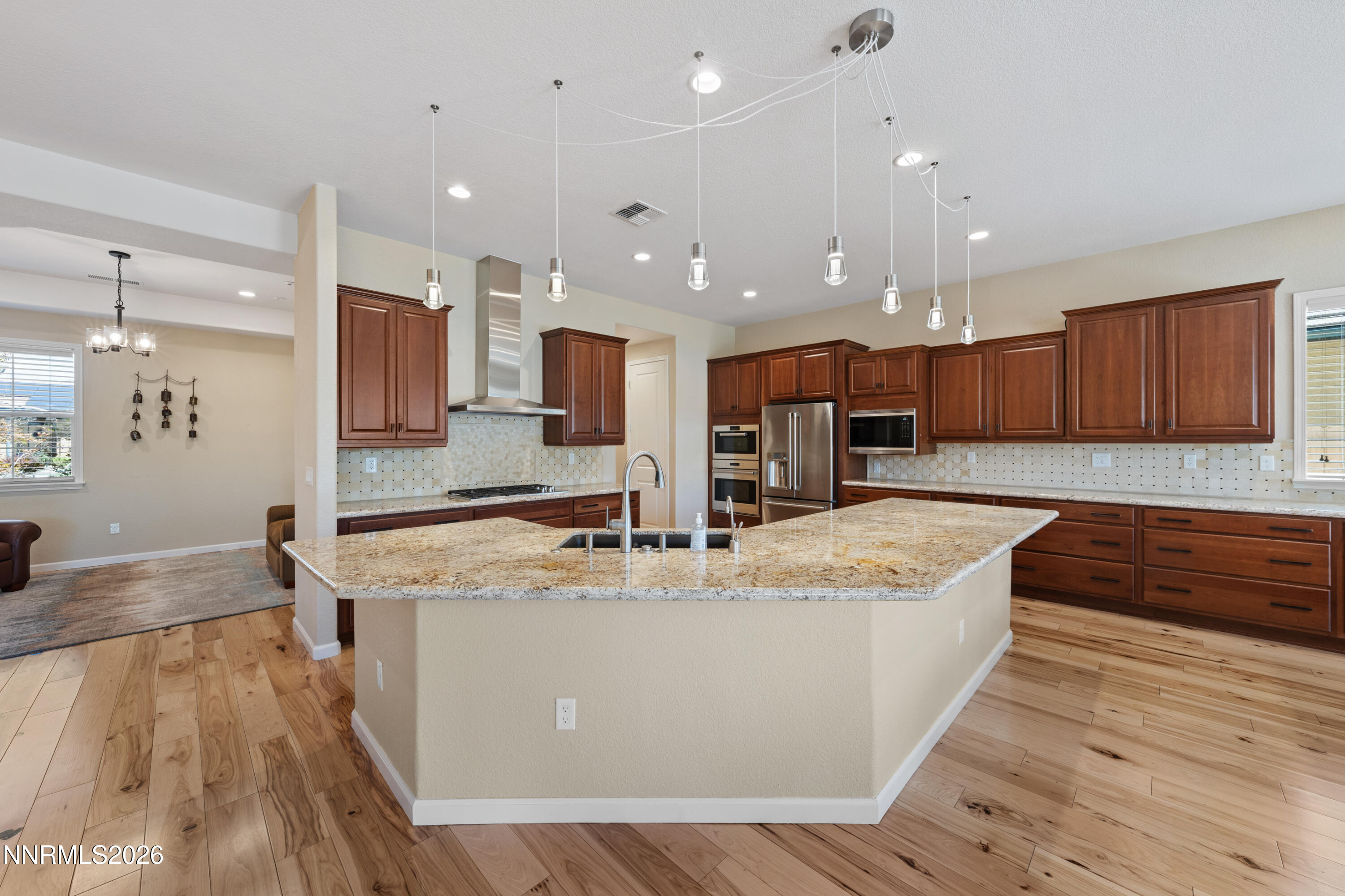9827 Dyevera Lane Reno, NV 89521 - Photo 13 of 73 A7V09538