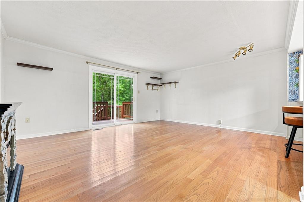 5232 Mallard Drive Gibsonia, PA 15044 - Photo 7 of 28 Gallery Image 7