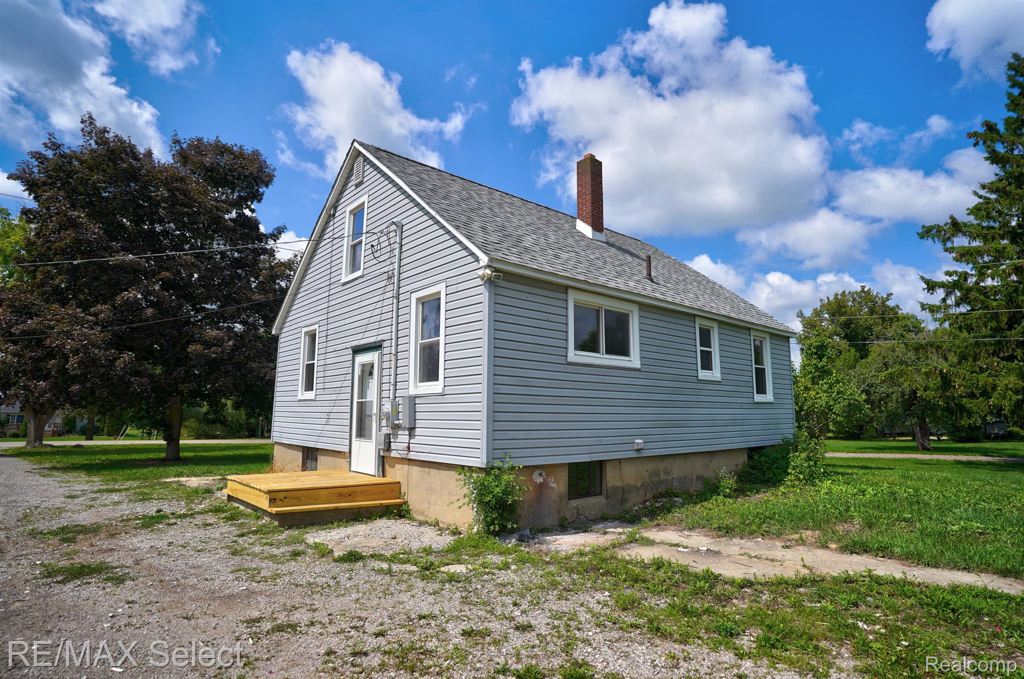 8107 Morrish Road Swartz Creek, MI 48473 - Photo 16 of 19 Gallery Image 16