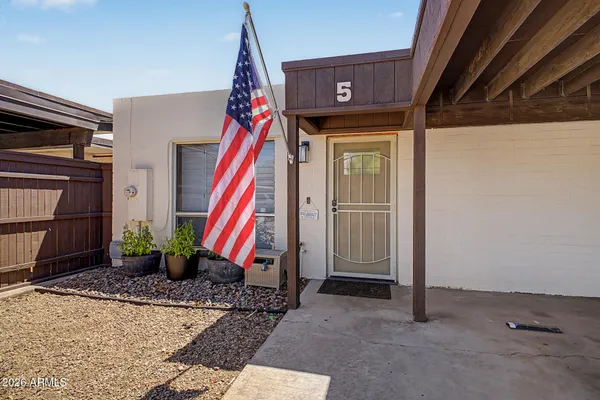 $319,900 | 1725 North Date, Unit 5, Mesa, AZ 85201
