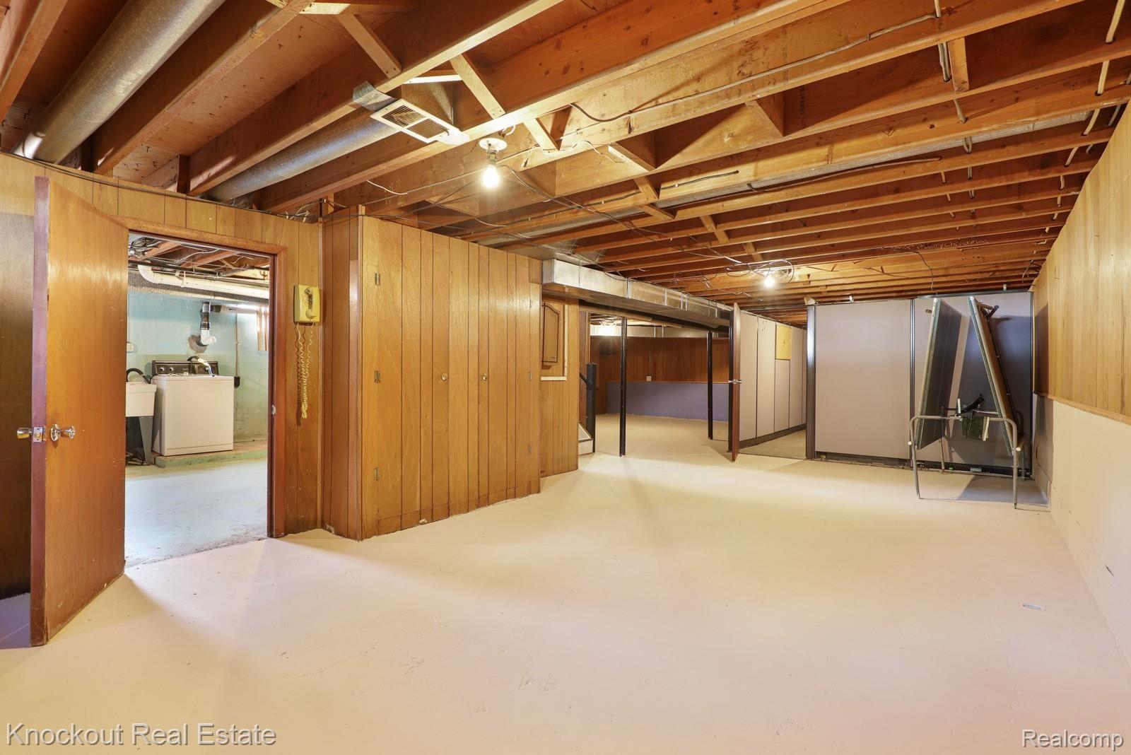 12074 Birch Run Road Birch Run, MI 48415 - Photo 36 of 63 12074 Birch Run Rd 9 1 21-36.jpg