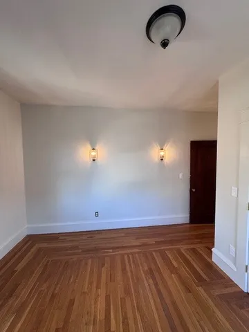 $2,700 | 150 Lancaster Street, Unit 2, Providence, RI 02906