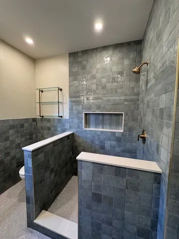 $2,700 | 150 Lancaster Street, Unit 2, Providence, RI 02906