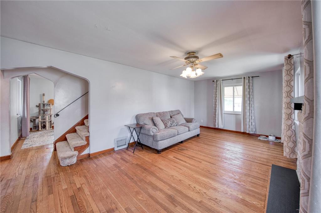 136 McKee Road North Versailles, PA 15137 - Photo 5 of 37 Gallery Image 5