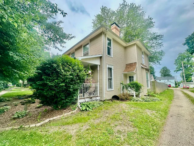 $179,500 | 211 6th Street, Covington, IN 47932