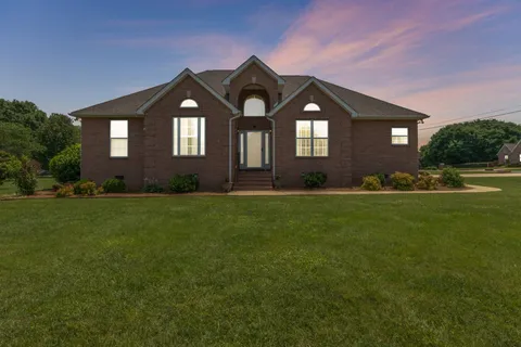 $469,999 | 123 River Downs Boulevard, Murfreesboro, TN 37128