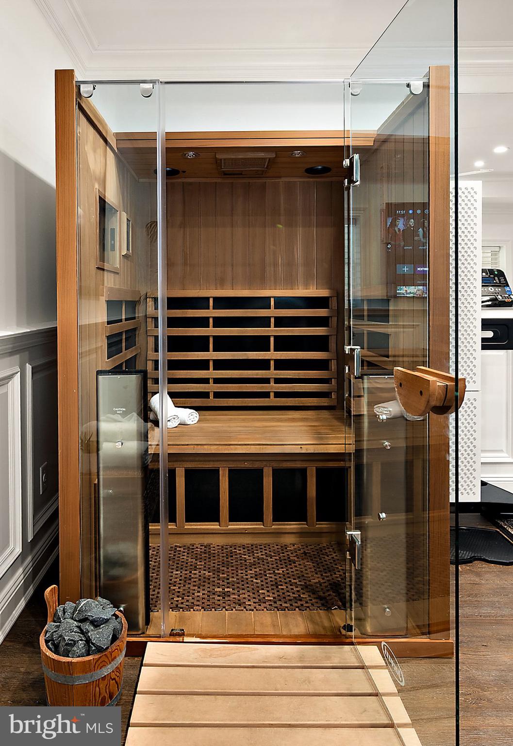 17 Perder Lane Edgewater, MD 21037 - Photo 72 of 115 Personal Sauna