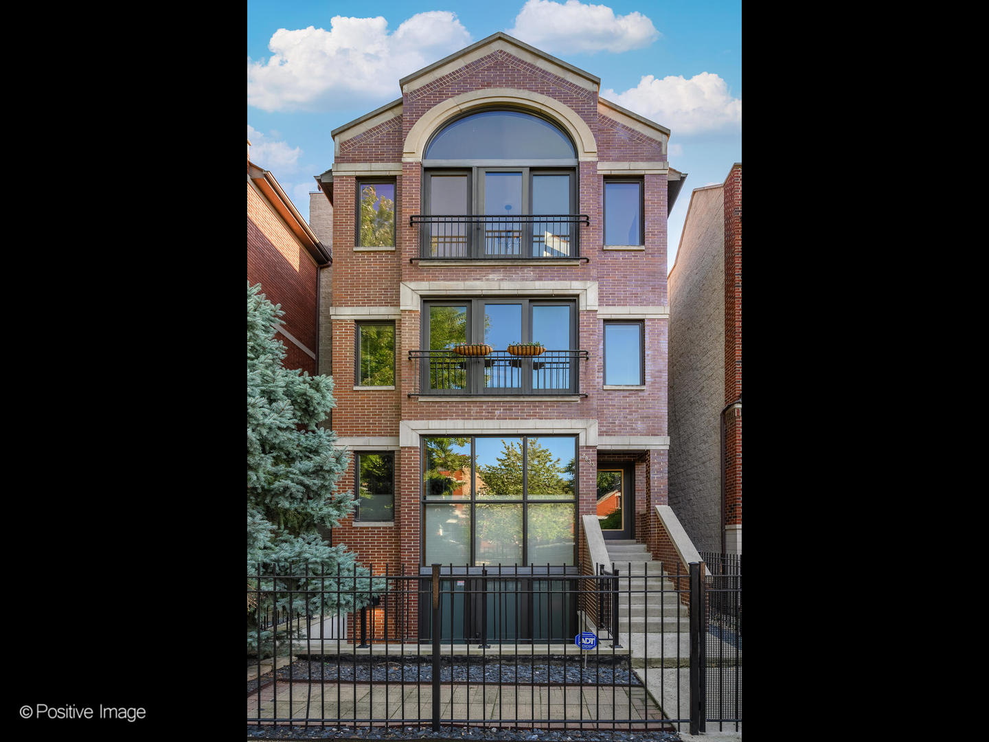 2033 West Crystal Street, Unit 2 Chicago, IL 60622 - Photo 1 of 22 a view of a brick building