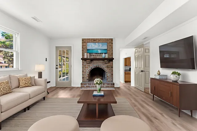 $515,000 | 325 Fairington Drive, Summerville, SC 29485