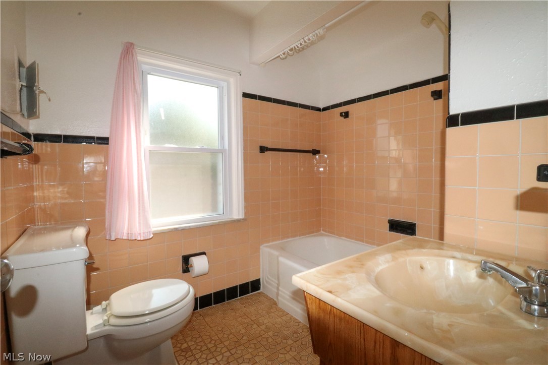 22890 Chardon Road Euclid, OH 44117 - Photo 24 of 30 Gallery Image 24