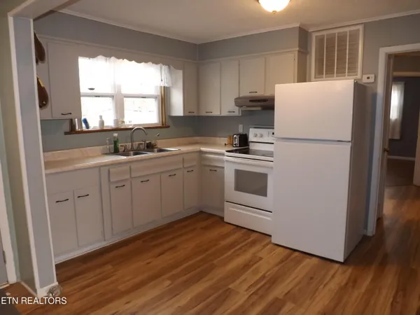 $199,000 | 908 Chester Avenue, Middlesboro, KY 40965