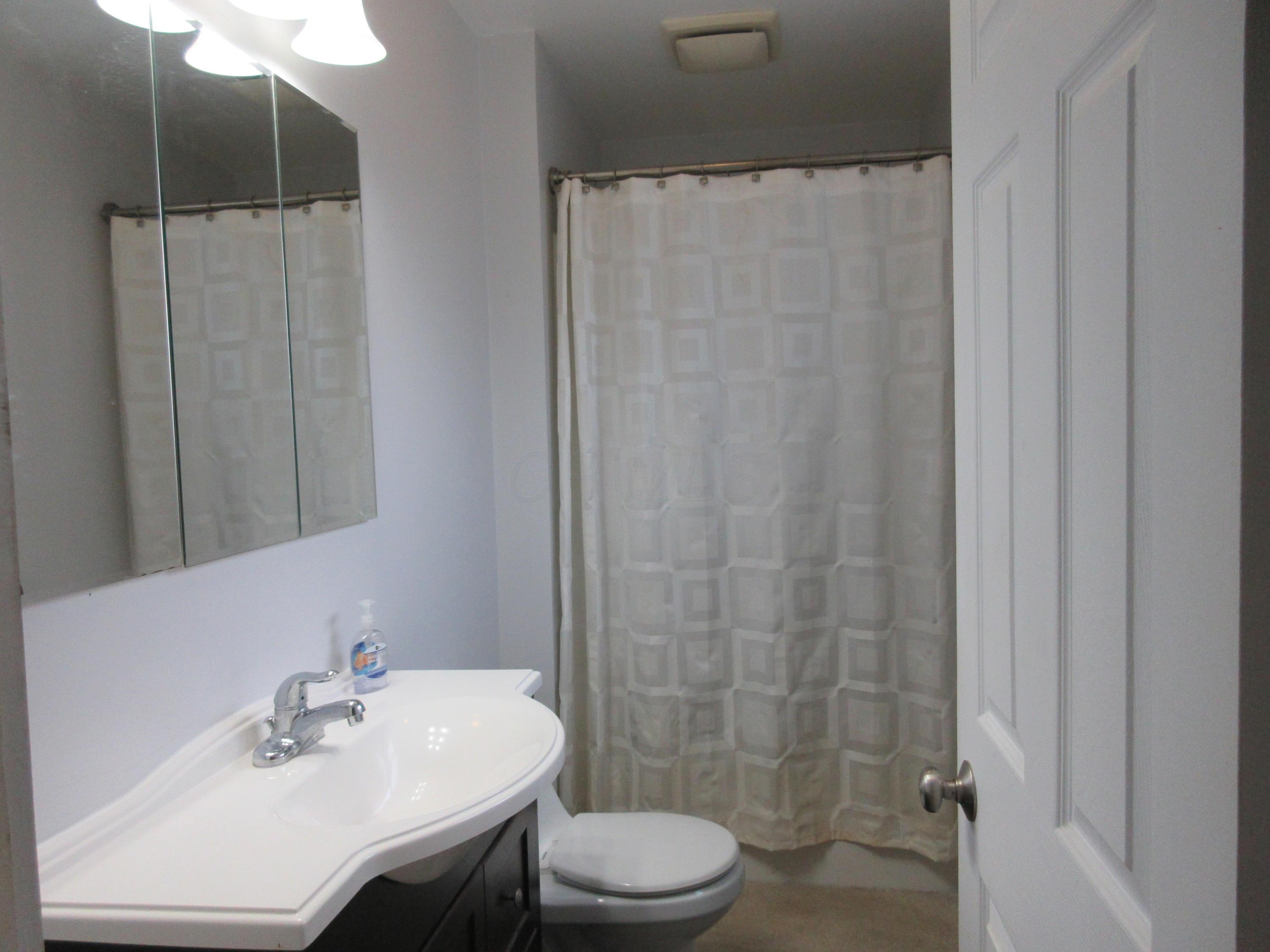 2976 Schwartz Road Columbus, OH 43232 - Photo 23 of 30 Gallery Image 23