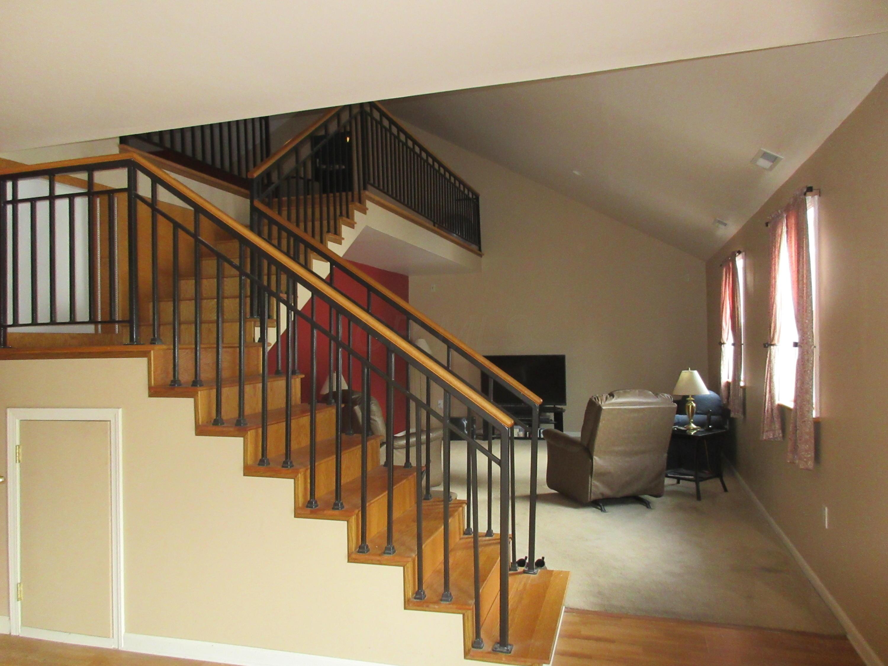 2976 Schwartz Road Columbus, OH 43232 - Photo 10 of 30 Gallery Image 10