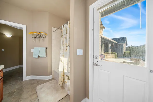 $575,000 | 7870 Castle View Lane, Redding, CA 96001