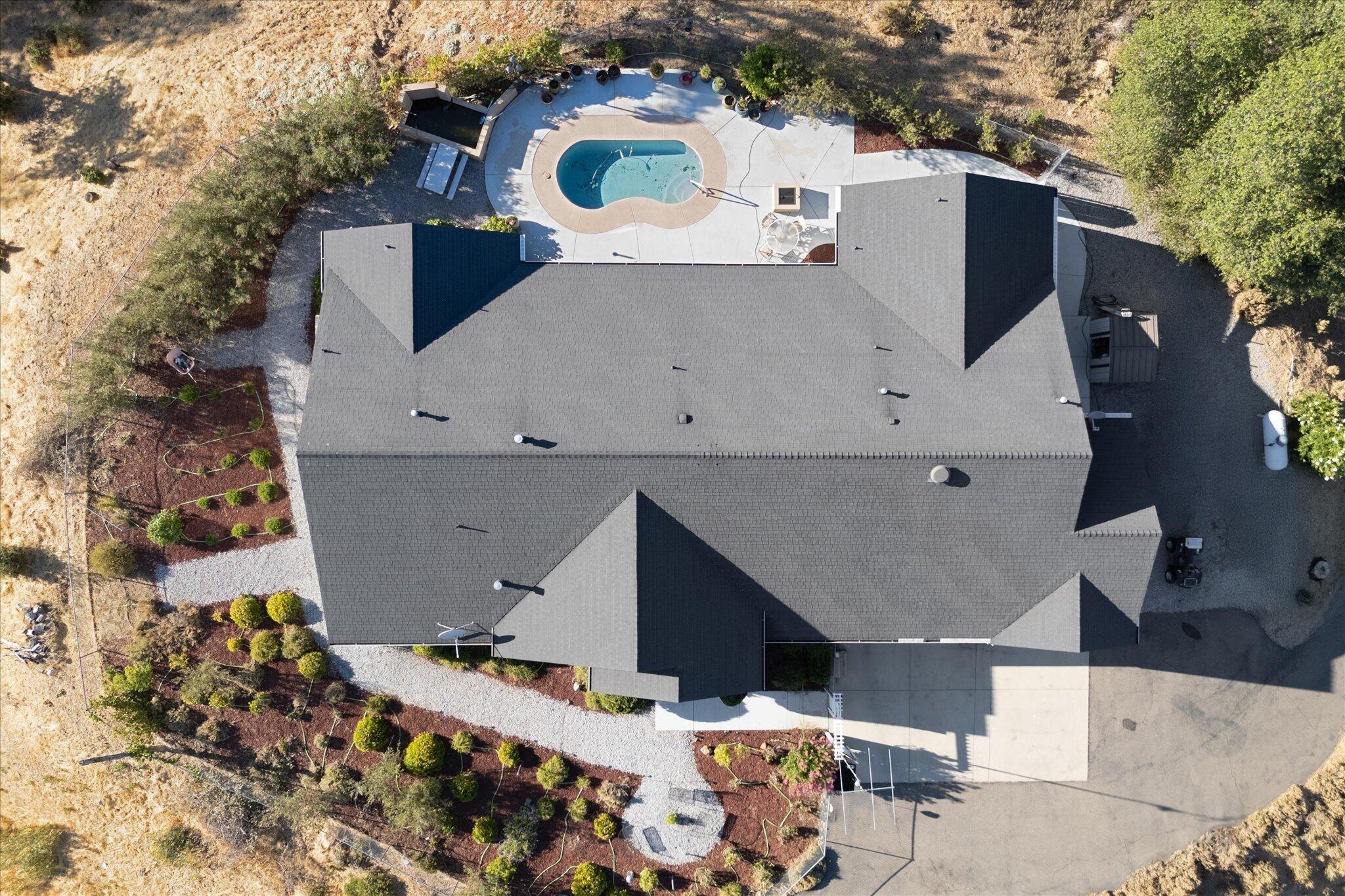 7870 Castle View Lane Redding, CA 96001 - Photo 57 of 65 an aerial view of a house with a yard