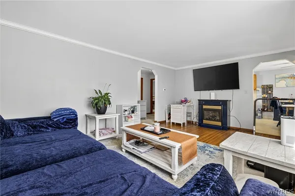 $2,000 | 116 Springville Avenue, Amherst, NY 14226