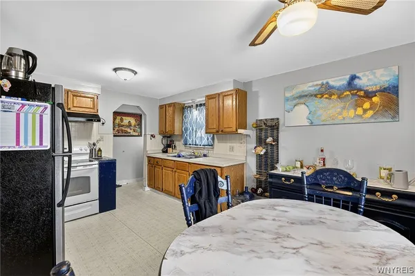 $2,000 | 116 Springville Avenue, Amherst, NY 14226