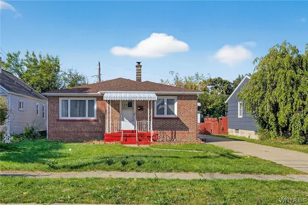 $2,000 | 116 Springville Avenue, Amherst, NY 14226