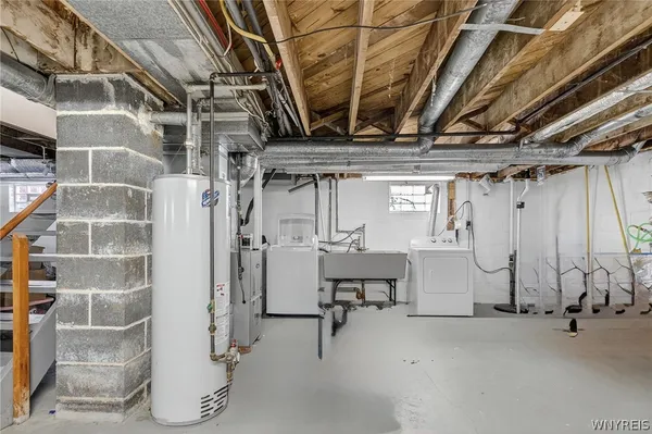 $2,000 | 116 Springville Avenue, Amherst, NY 14226