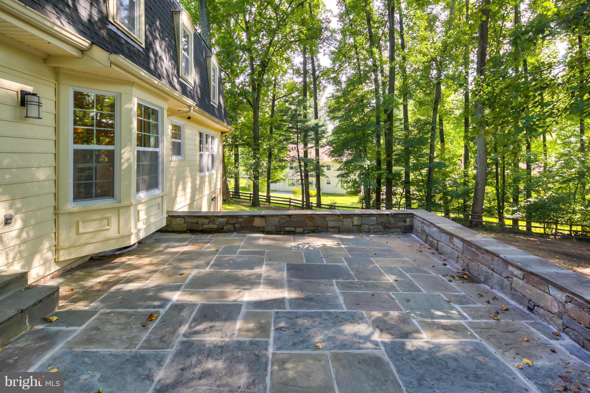 11808 Canfield Road Potomac, MD 20854 - Photo 26 of 30 Exterior (Rear)