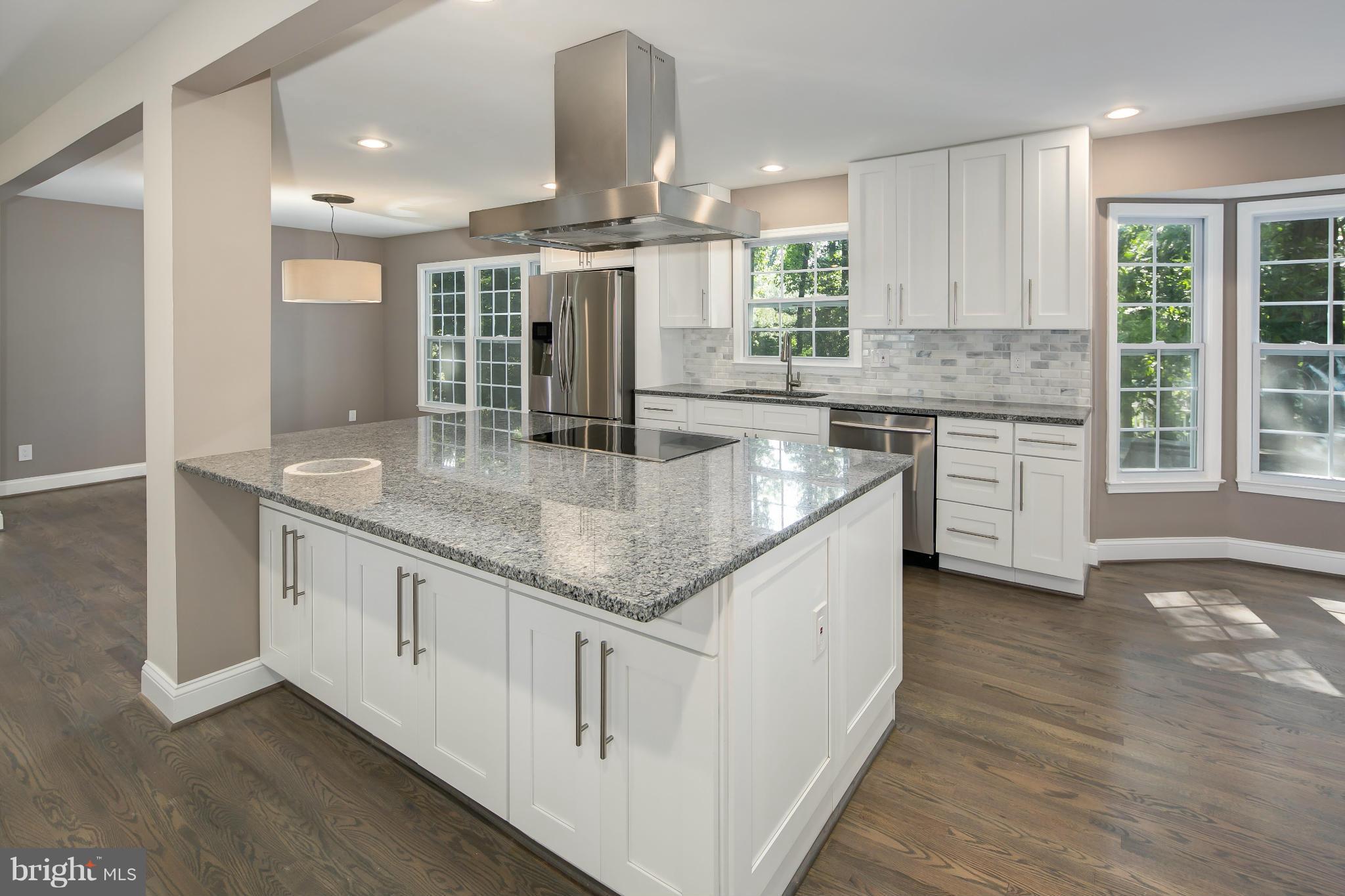 11808 Canfield Road Potomac, MD 20854 - Photo 10 of 30 Kitchen