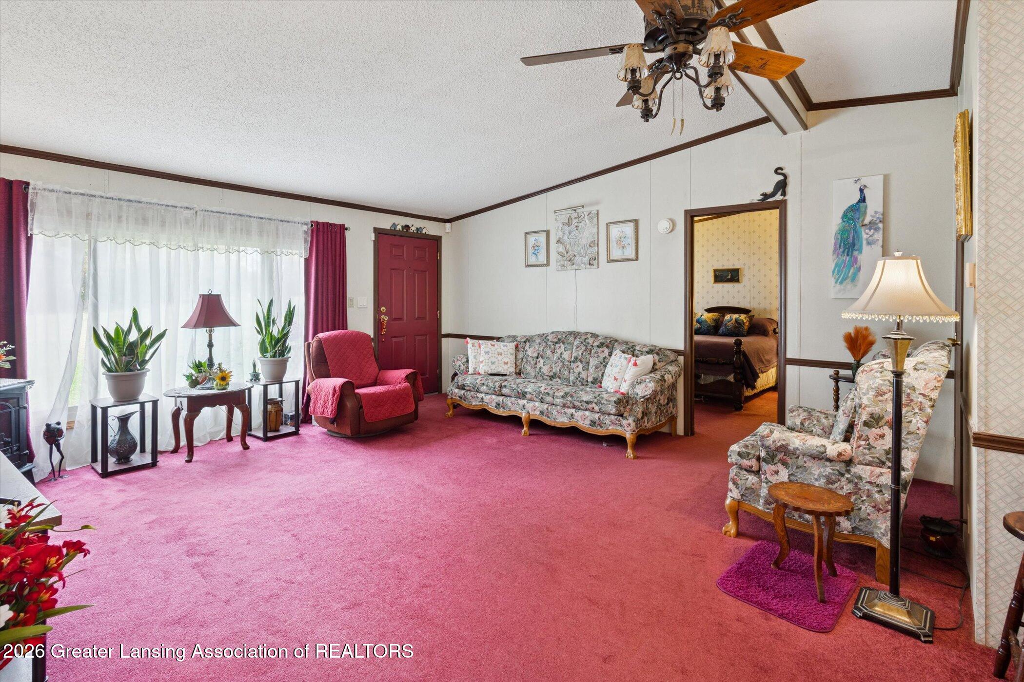 5051 Freeman Road Eaton Rapids, MI 48827 - Photo 5 of 48 Living Room