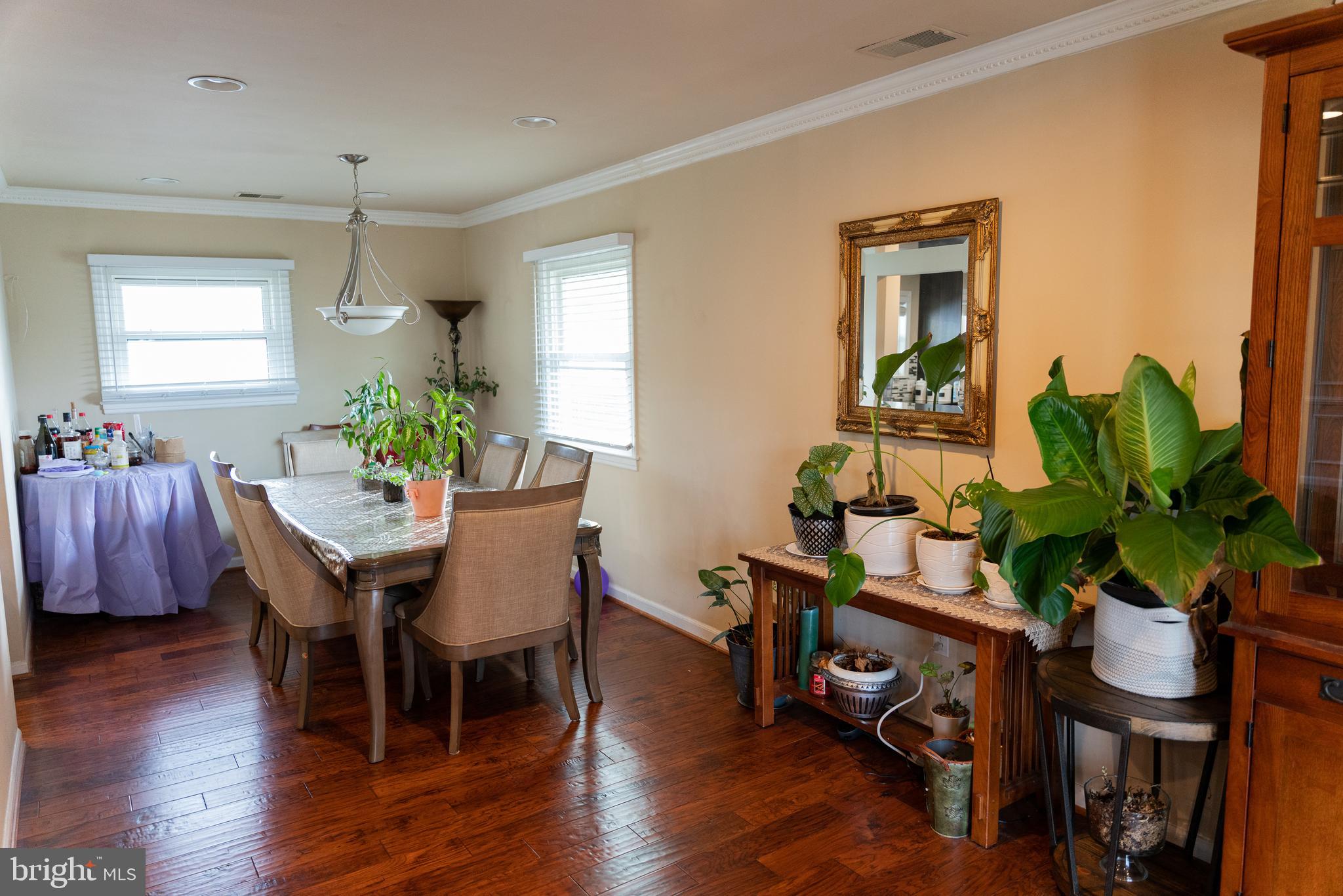 107 East Poplar Road Sterling, VA 20164 - Photo 29 of 63 Gallery Image 29