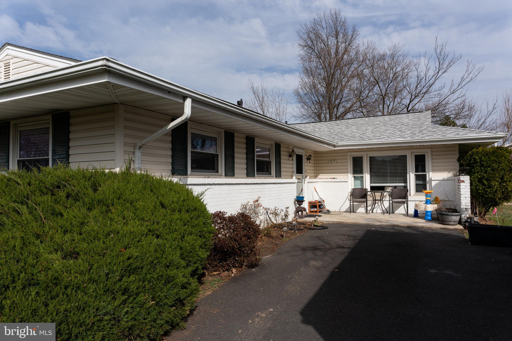107 East Poplar Road Sterling, VA 20164 - Photo 56 of 63 Gallery Image 56