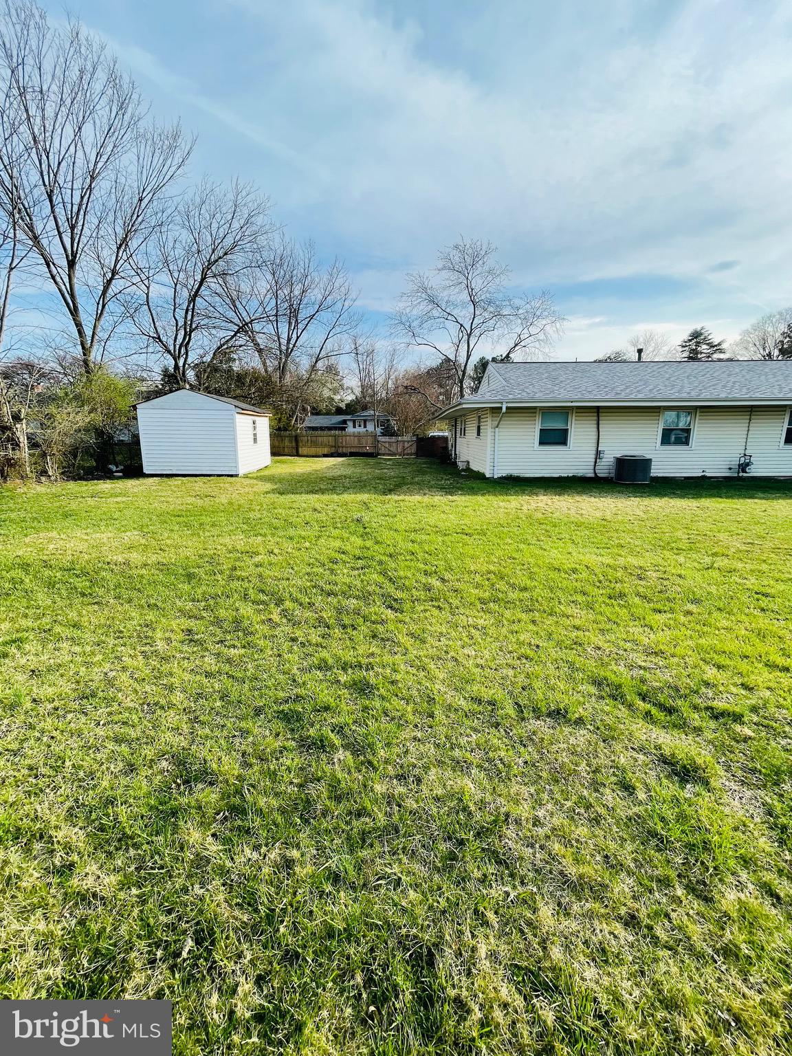 107 East Poplar Road Sterling, VA 20164 - Photo 6 of 63 Gallery Image 6