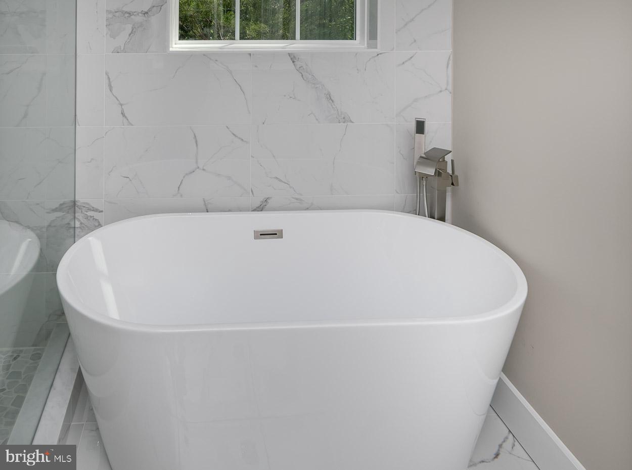599 Carysbrook Road Pikesville, MD 21208 - Photo 20 of 30 Gallery Image 20