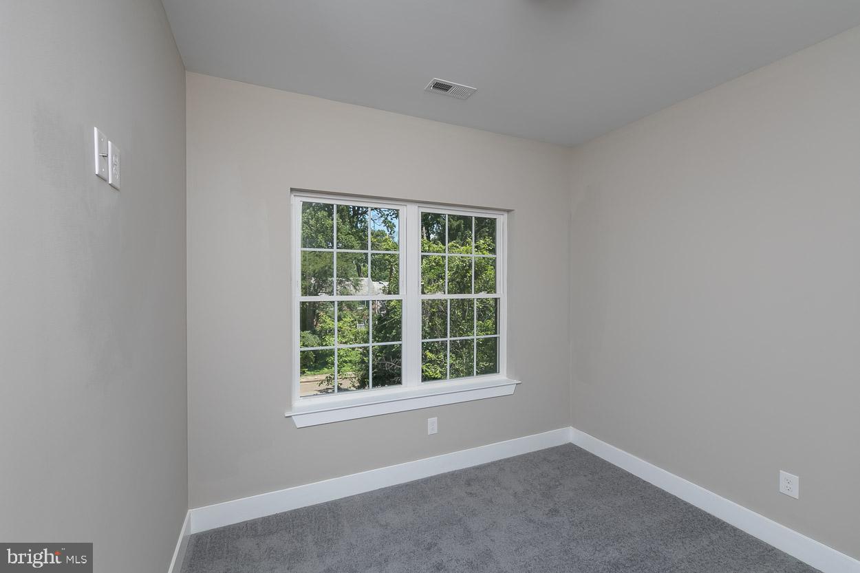 599 Carysbrook Road Pikesville, MD 21208 - Photo 27 of 30 Gallery Image 27