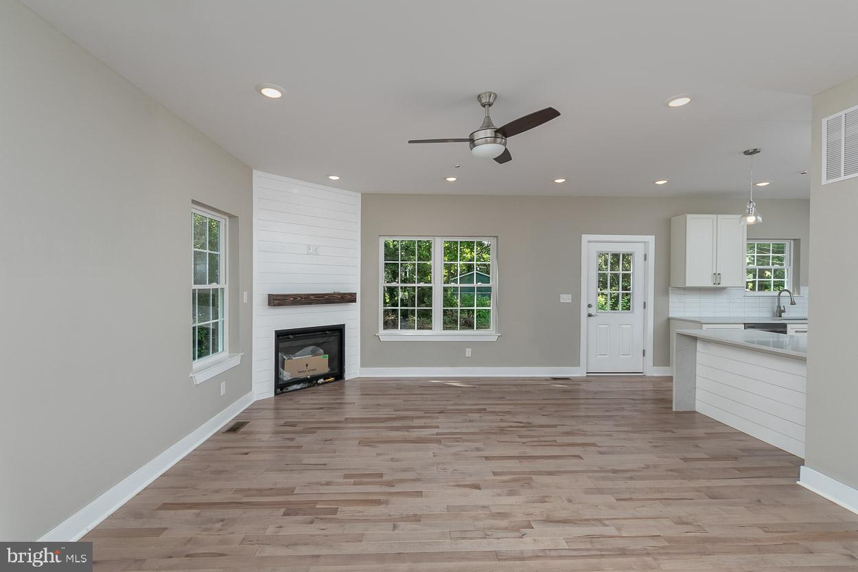 599 Carysbrook Road Pikesville, MD 21208 - Photo 8 of 30 Gallery Image 8