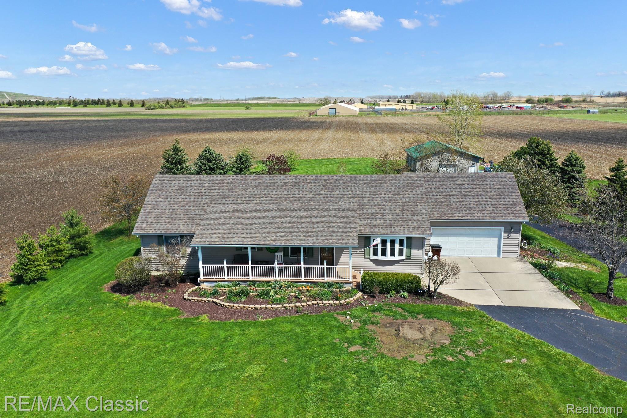8530 Chinavare Road Newport, MI 48166 - Photo 3 of 34 Nicely Situated on 5 Acres