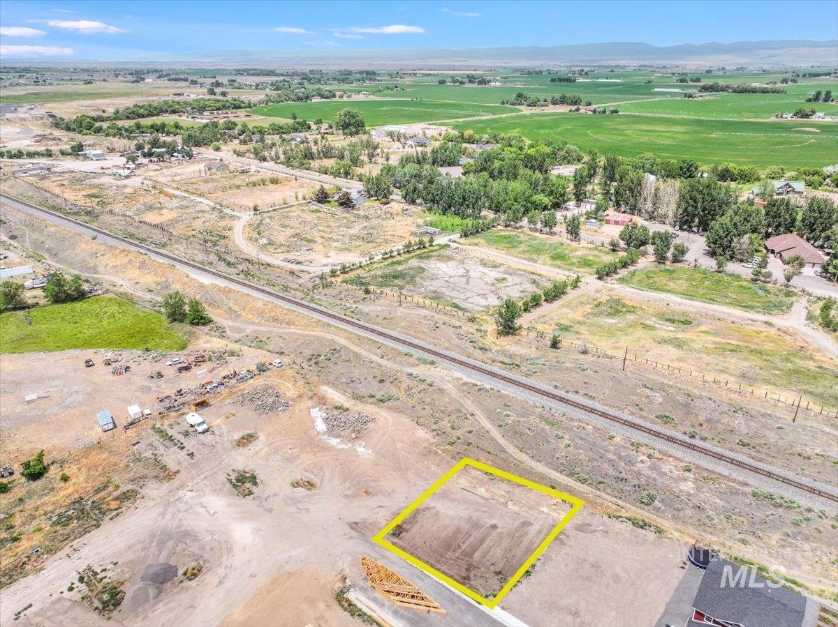 1018 Liberty Street Gooding, ID 83330 - Photo 7 of 18 Aerial view of sparsely populated area with property parcel outlined