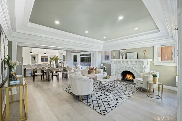 $1,399,900 | 2410 8th Avenue, Los Angeles, CA 90018