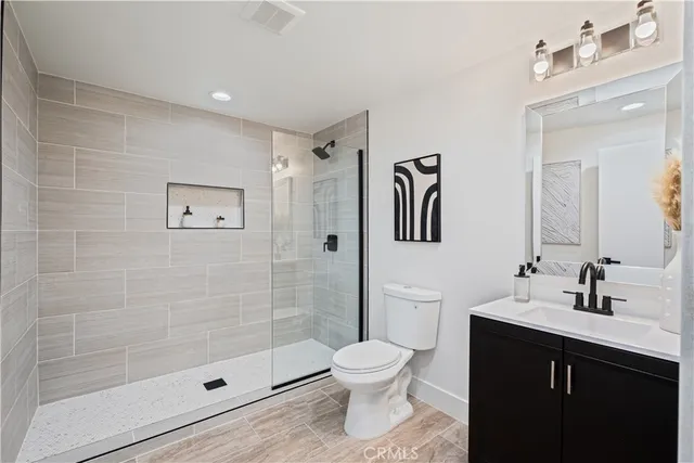 $1,449,000 | 2410 8th Avenue, Los Angeles, CA 90018