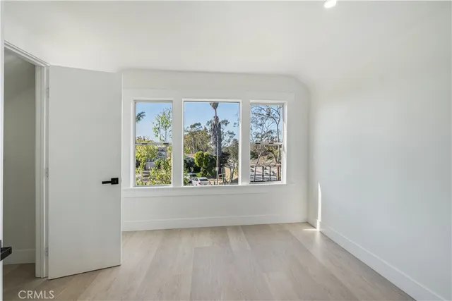 $1,449,000 | 2410 8th Avenue, Los Angeles, CA 90018