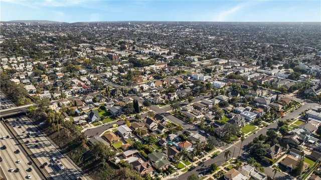 $1,449,000 | 2410 8th Avenue, Los Angeles, CA 90018