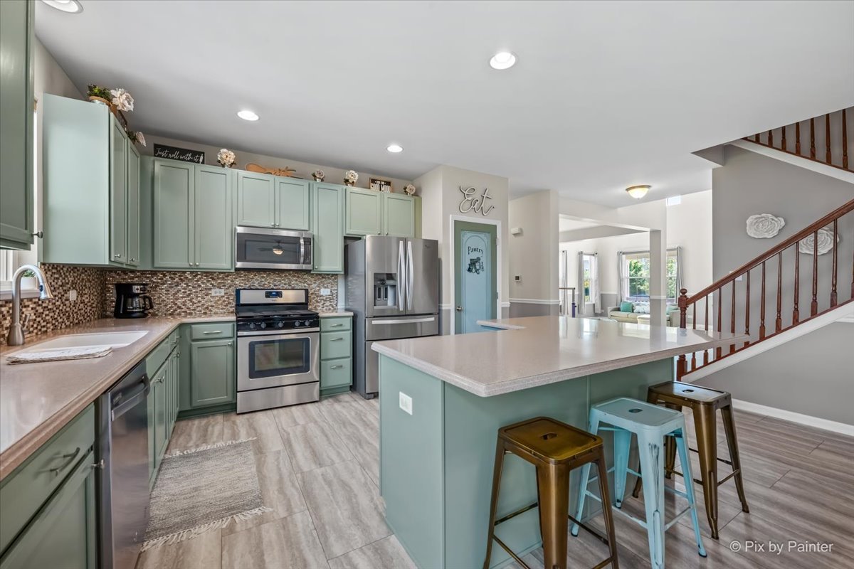 12266 Butler Lane Huntley, IL 60142 - Photo 5 of 38