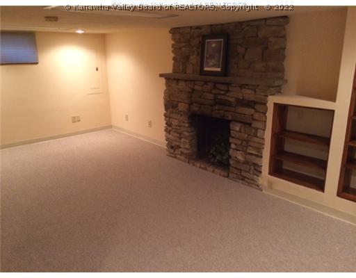 919 Chester Road Charleston, WV 25302 - Photo 13 of 14 Den/Family/Great Room.