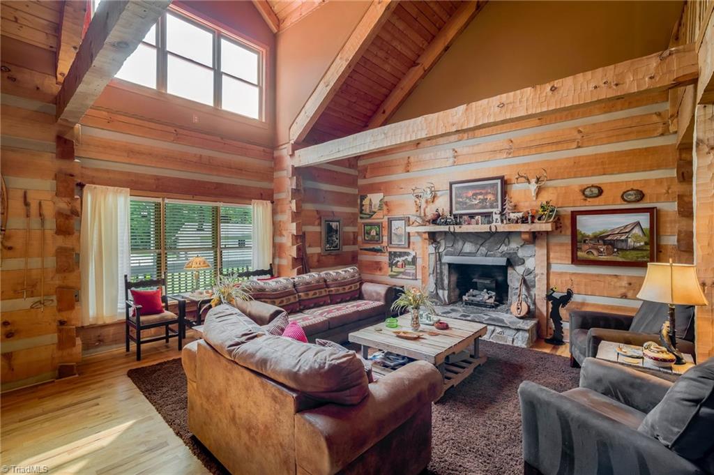 154 Rierson Road Madison, NC 27025 - Photo 8 of 30 Great Room