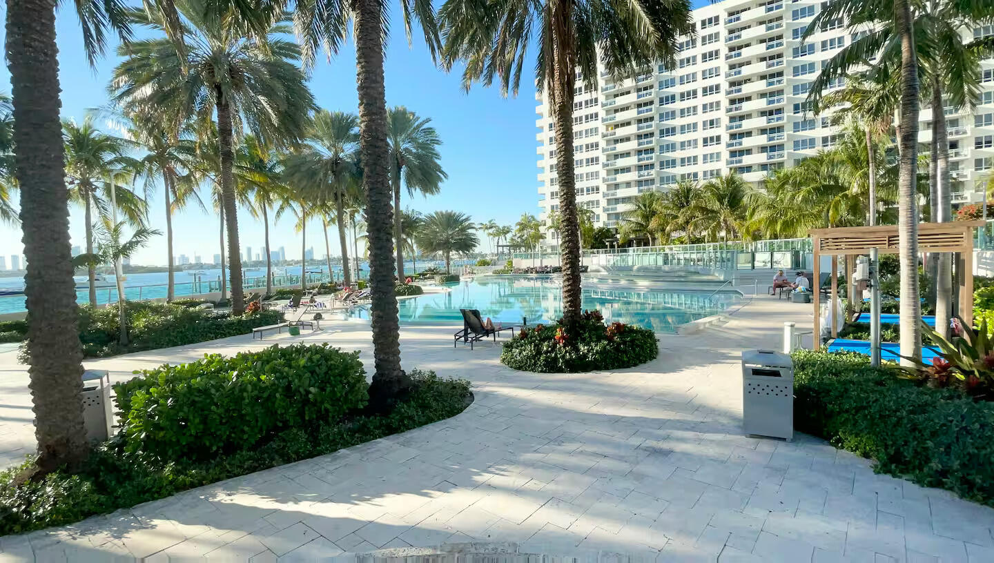 1500 Bay Road, Unit 1244S Miami Beach, FL 33139 - Photo 31 of 47 66a0a7ec-b6f6-4460-bb58-6a5d5e0a03dd
