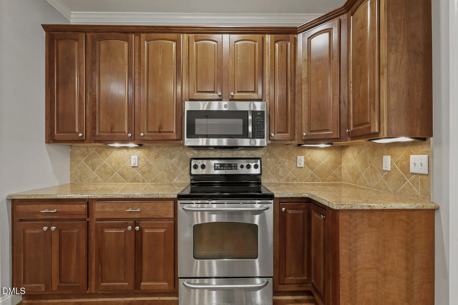 6321 Southern Charm Lane Raleigh, NC 27603 - Photo 13 of 48