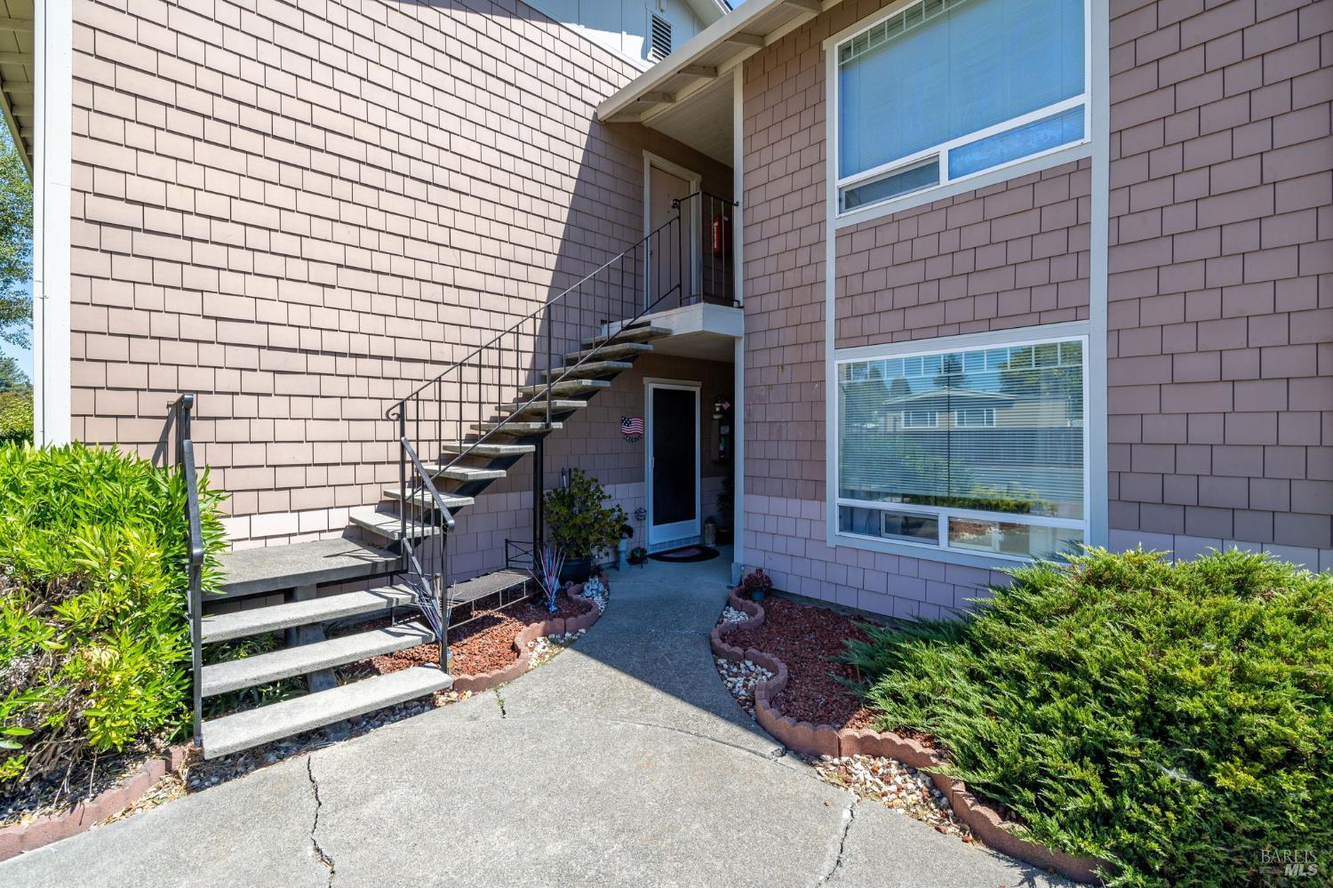 6530 Country Club Drive Rohnert Park, CA 94928 - Photo 2 of 30