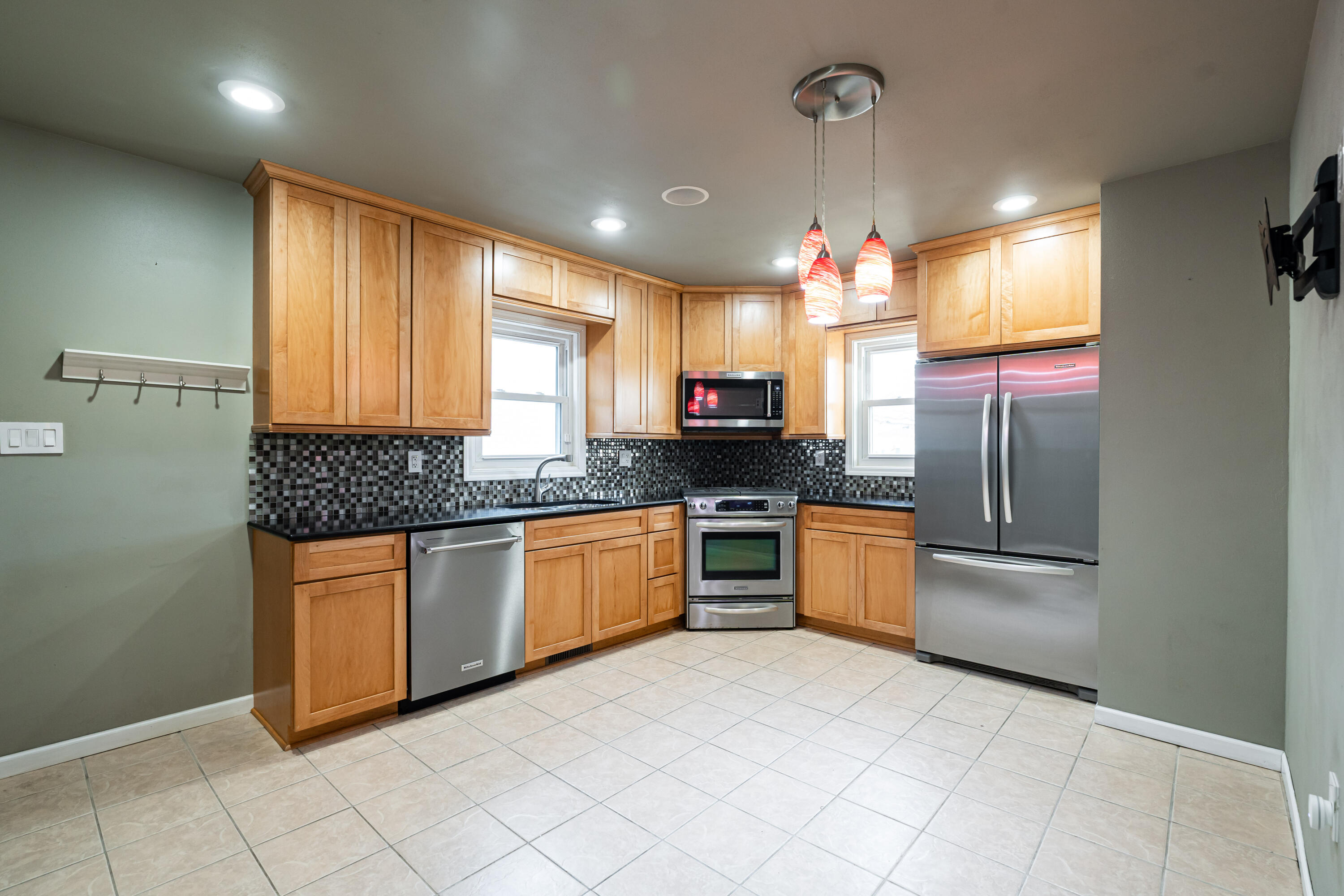 4260 South 4th Street Milwaukee, WI 53207 - Photo 2 of 26 kitchen with in floor heat