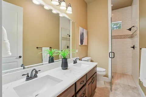 $899,000 | 2225 Elm Cedar Drive, New Braunfels, TX 78132