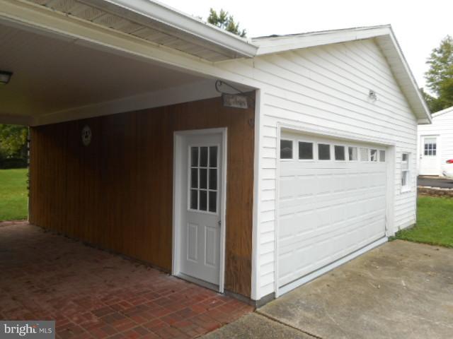 9400 Boulder Road Frederick, MD 21702 - Photo 11 of 30 Detached Garage
