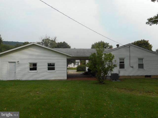 9400 Boulder Road Frederick, MD 21702 - Photo 7 of 30 Side View 2