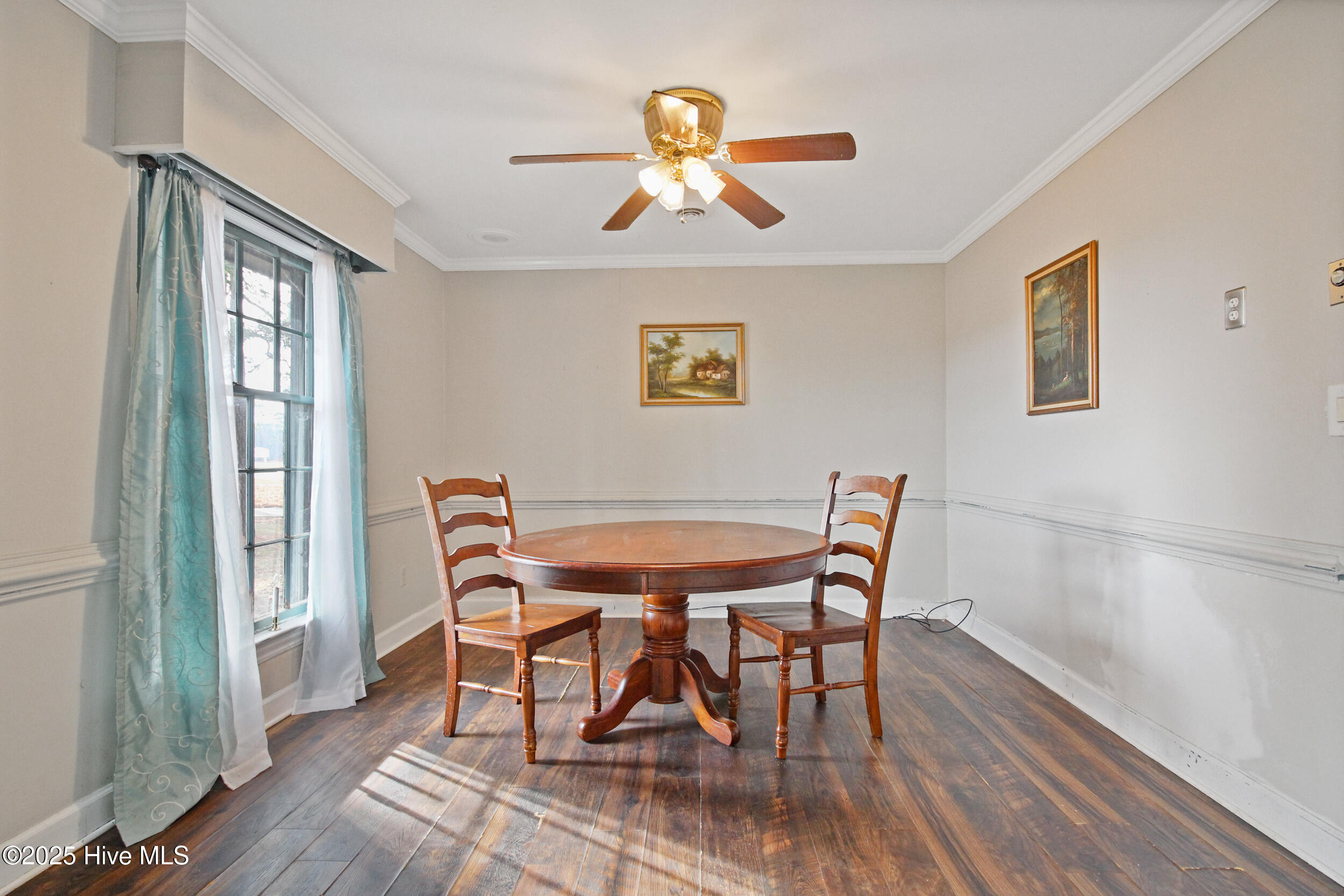 192 U.S. Highway 158 West Camden, NC 27921 - Photo 11 of 48 Formal Diningroom