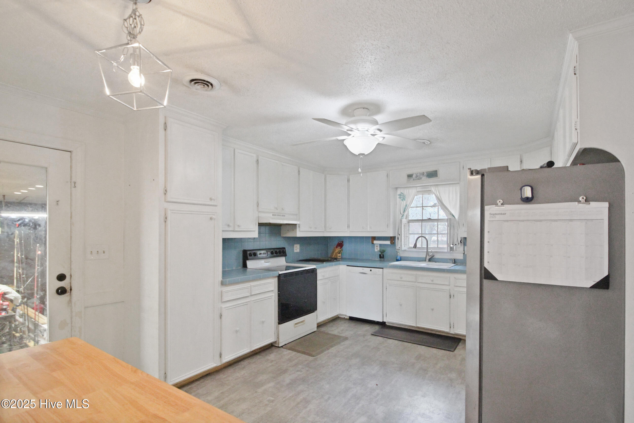 192 U.S. Highway 158 West Camden, NC 27921 - Photo 13 of 48 Kitchen